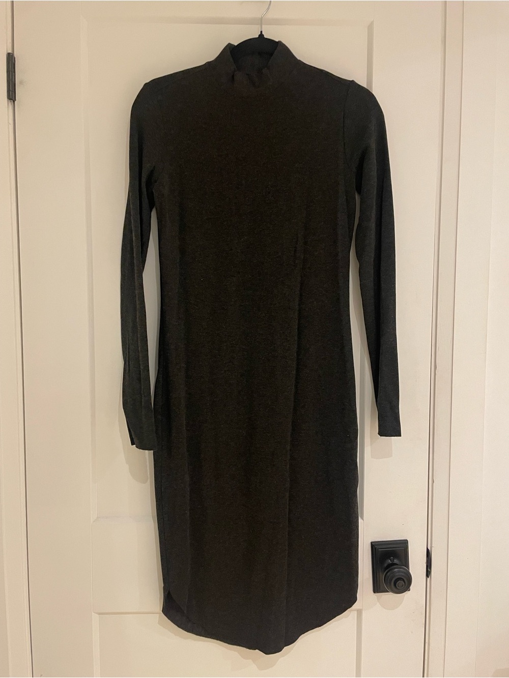 Kit and Ace - Charcoal Long-Sleeve Mock Neck Dress (size: 6) *NWT*